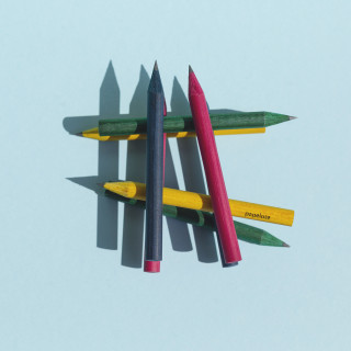 Dyed pencils short